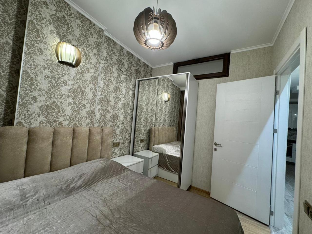 Appartment Giorgi Батуми Екстериор снимка
