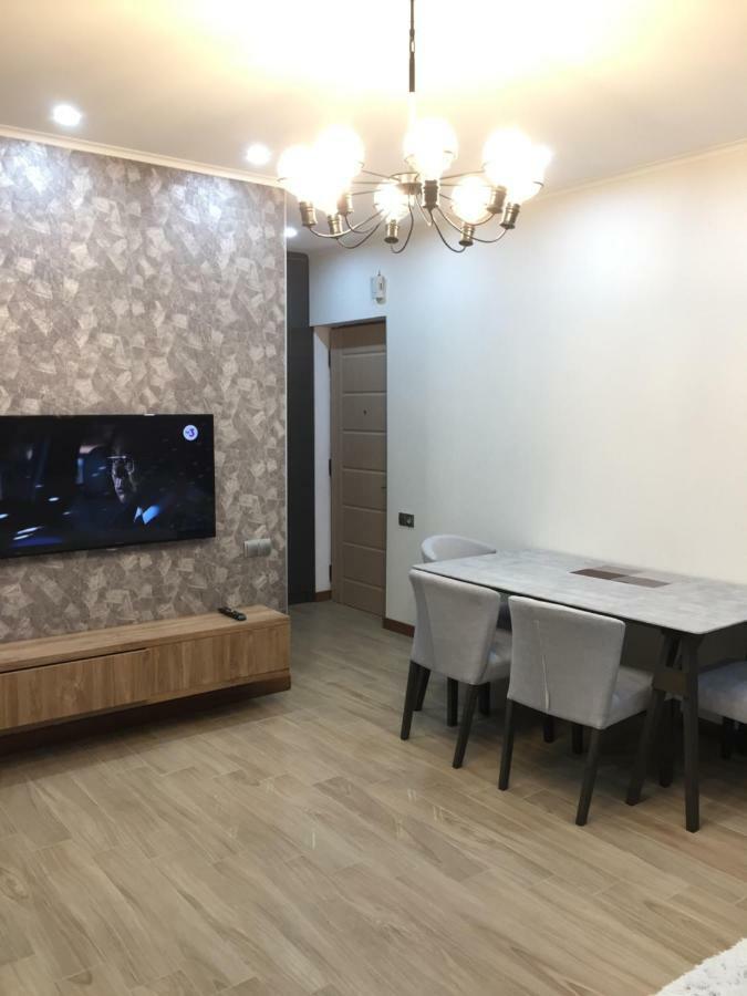 Appartment Giorgi Батуми Екстериор снимка